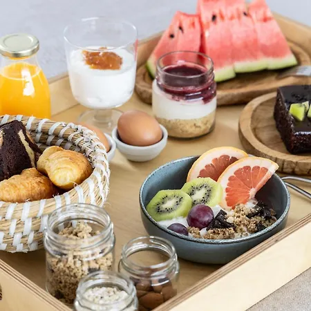 Korfi De Milo 4* Adamantas (Milos)