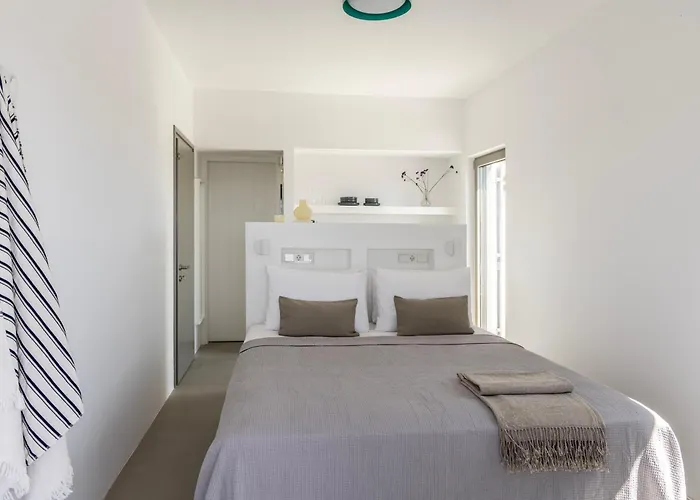 Korfi De Milo Aparthotel Adamantas (Milos)