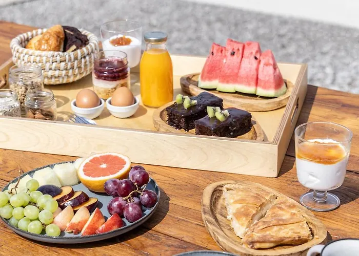 Korfi De Milo Adamantas (Milos)