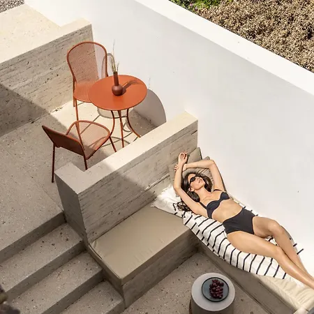 Korfi De Milo Aparthotel Adamantas (Milos)