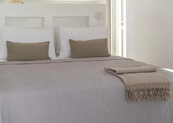 Korfi De Milo Adamantas (Milos)